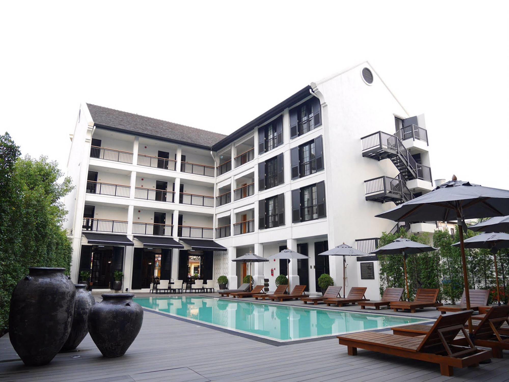 Buri Siri Boutique Hotel Чиангмай Экстерьер фото